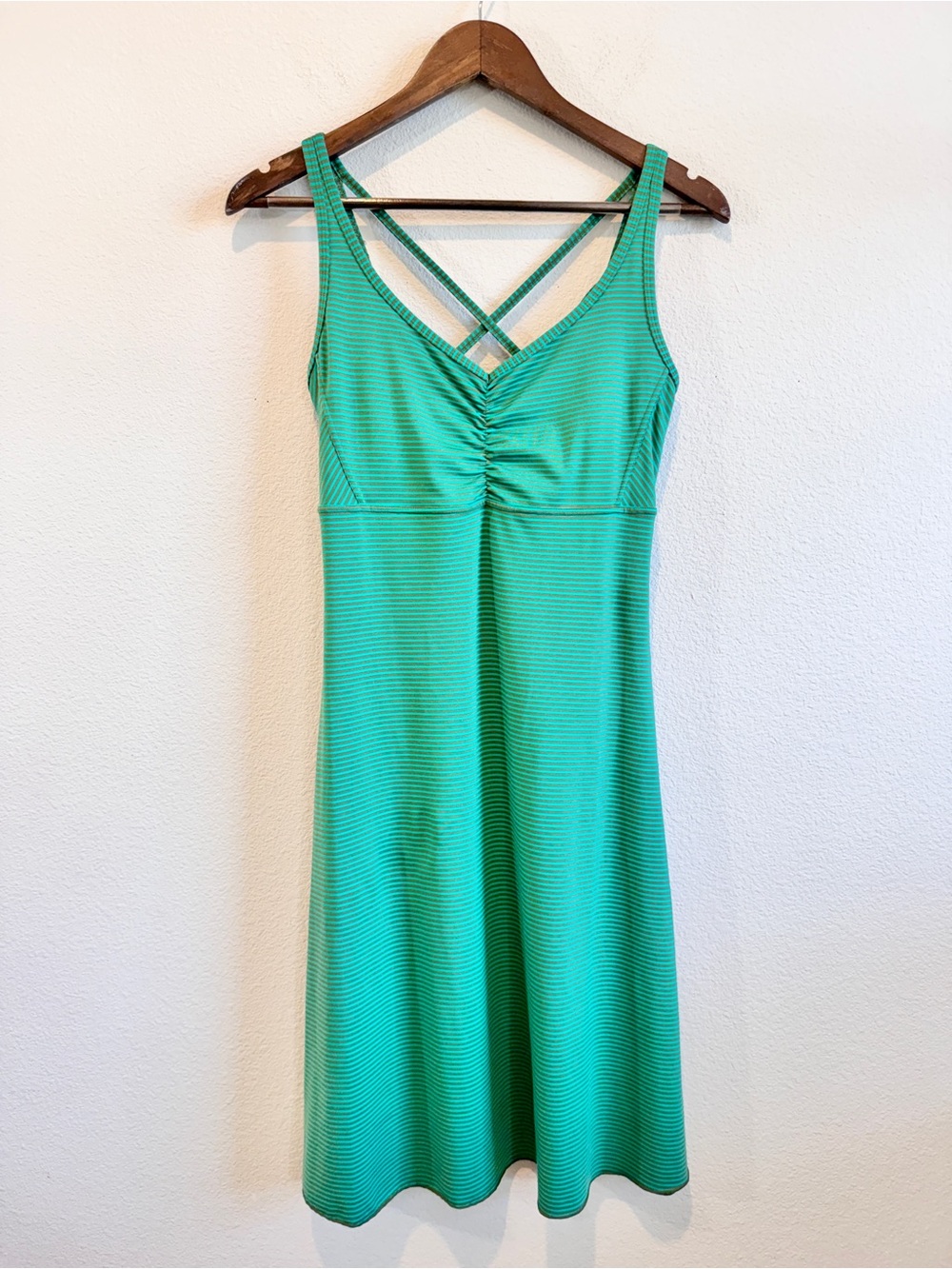 Prana Rebecca Dress M Green Stripe Scrappy Ruched Athleisure Travel Midi J82